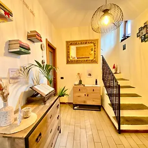 https://la-casa-del-poeta-dervio.it-lombardy.com